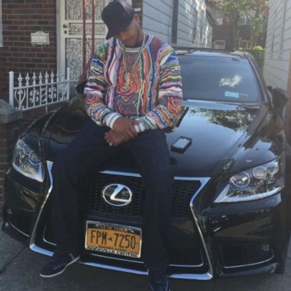 Meet your Posher, Sean - Picture 1 of 1